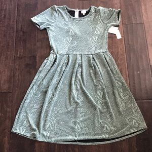 Lularoe Green Paisley Amelia NWT